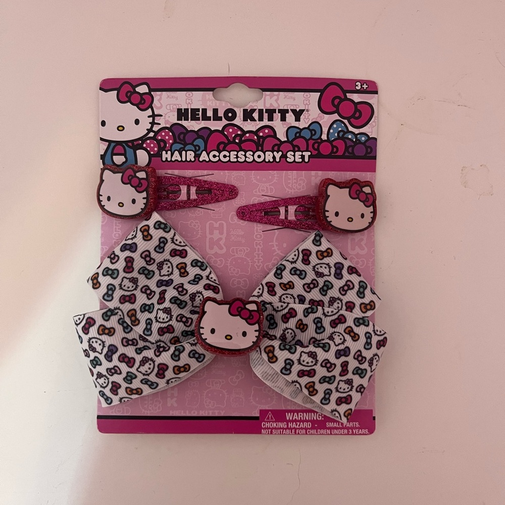 Hello kitty hair accessories